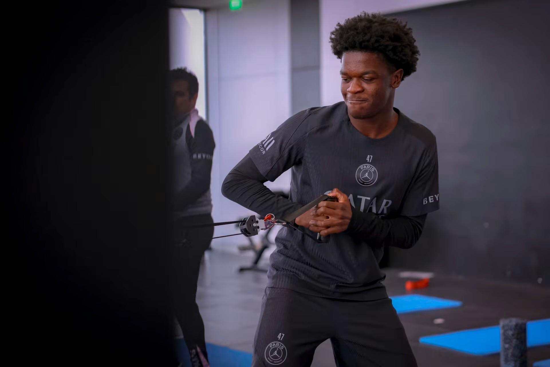 开云体育app-巴黎欧冠赛前伤情更新：恩贾恩图继续接受治疗方案